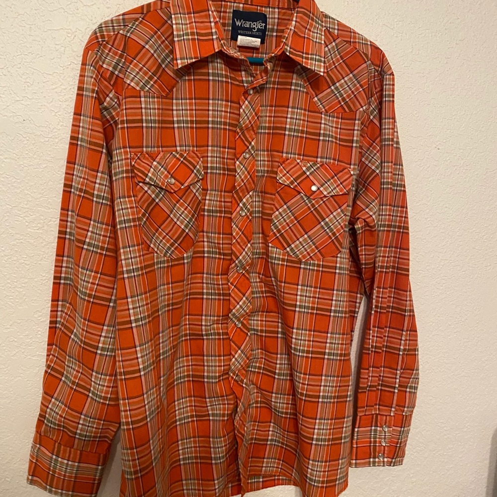 Wrangler Orange Pearl snap button up shirt size Large